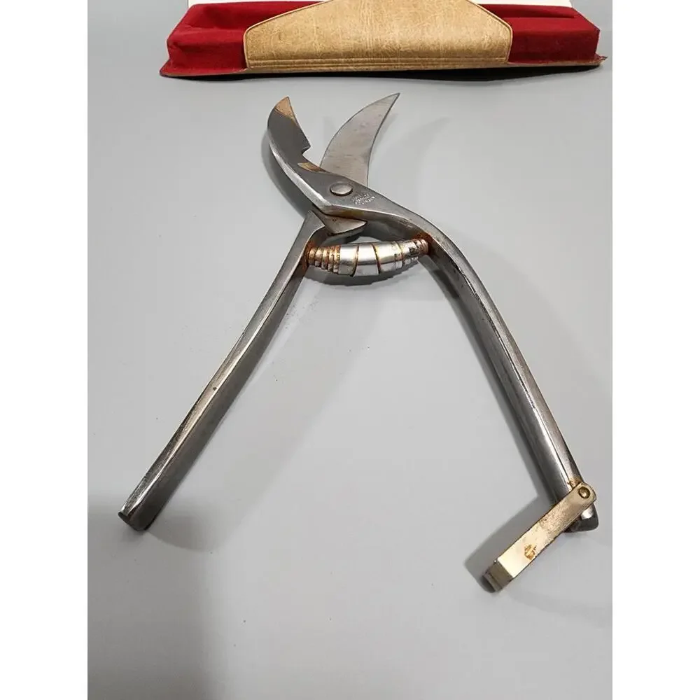 Vintage J. Kretzer Solingen Germany Serrated Stainless Steel Poultry Shears